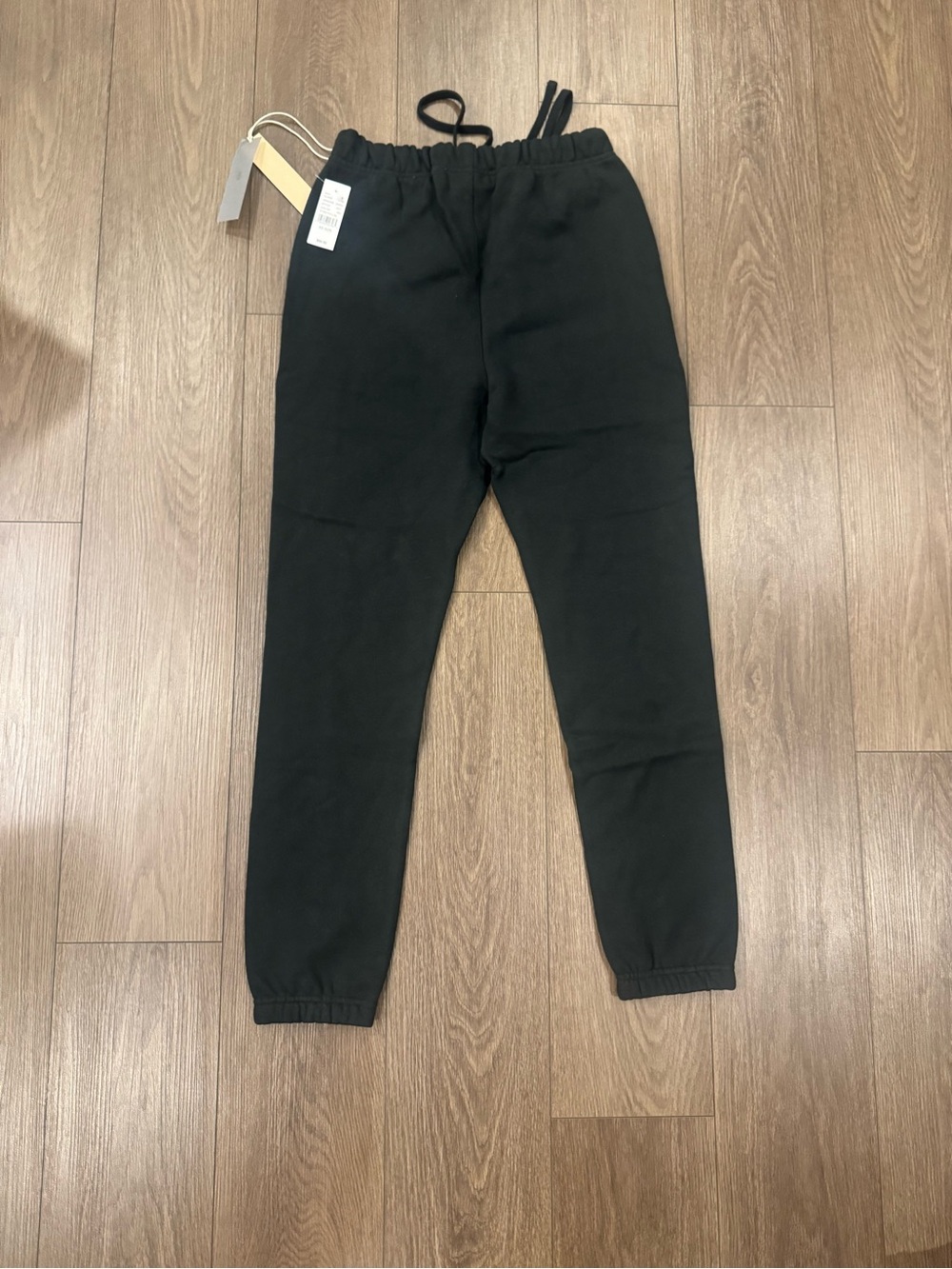 Fear of God ESSENTIALS Black Logo Sweatpants - Black - Picture 4 of 4